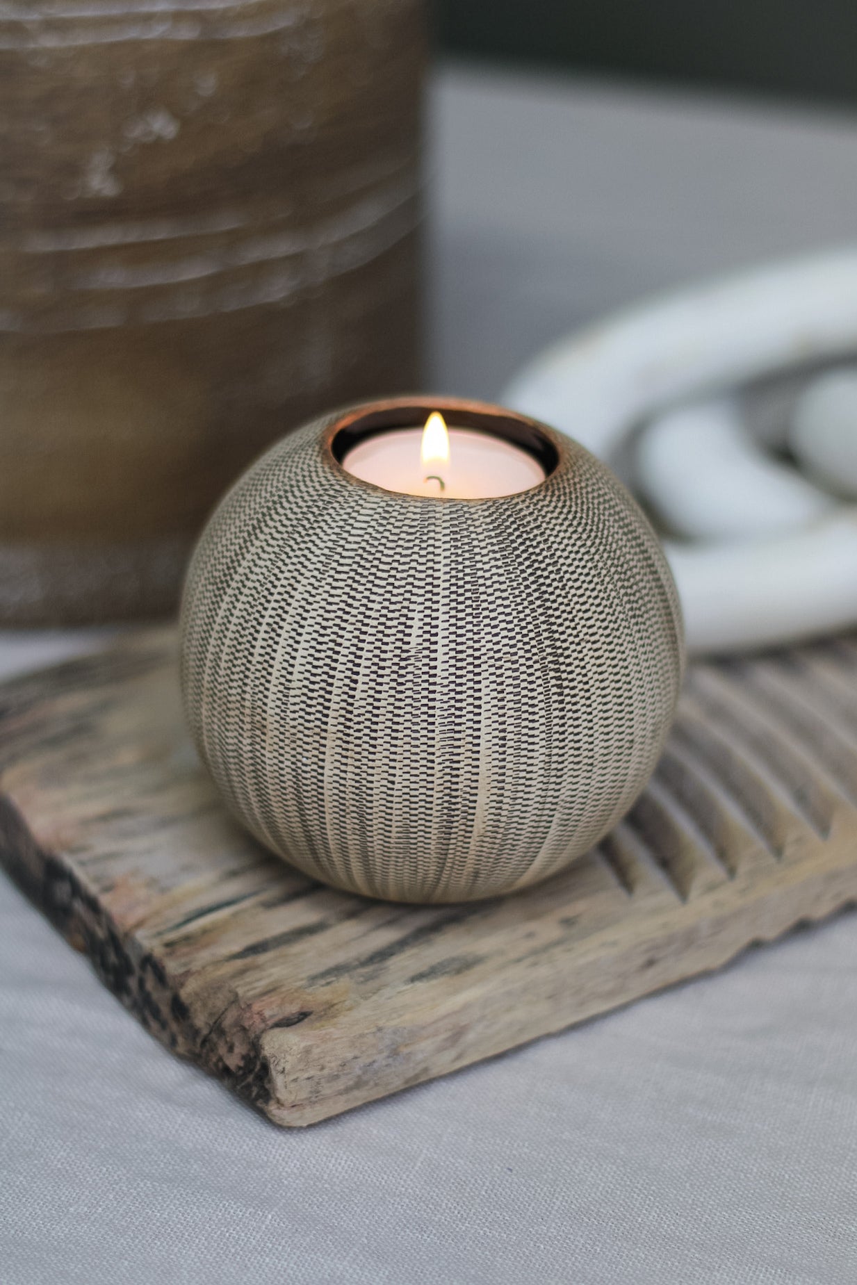 Small Round Wood Effect Candle Holder