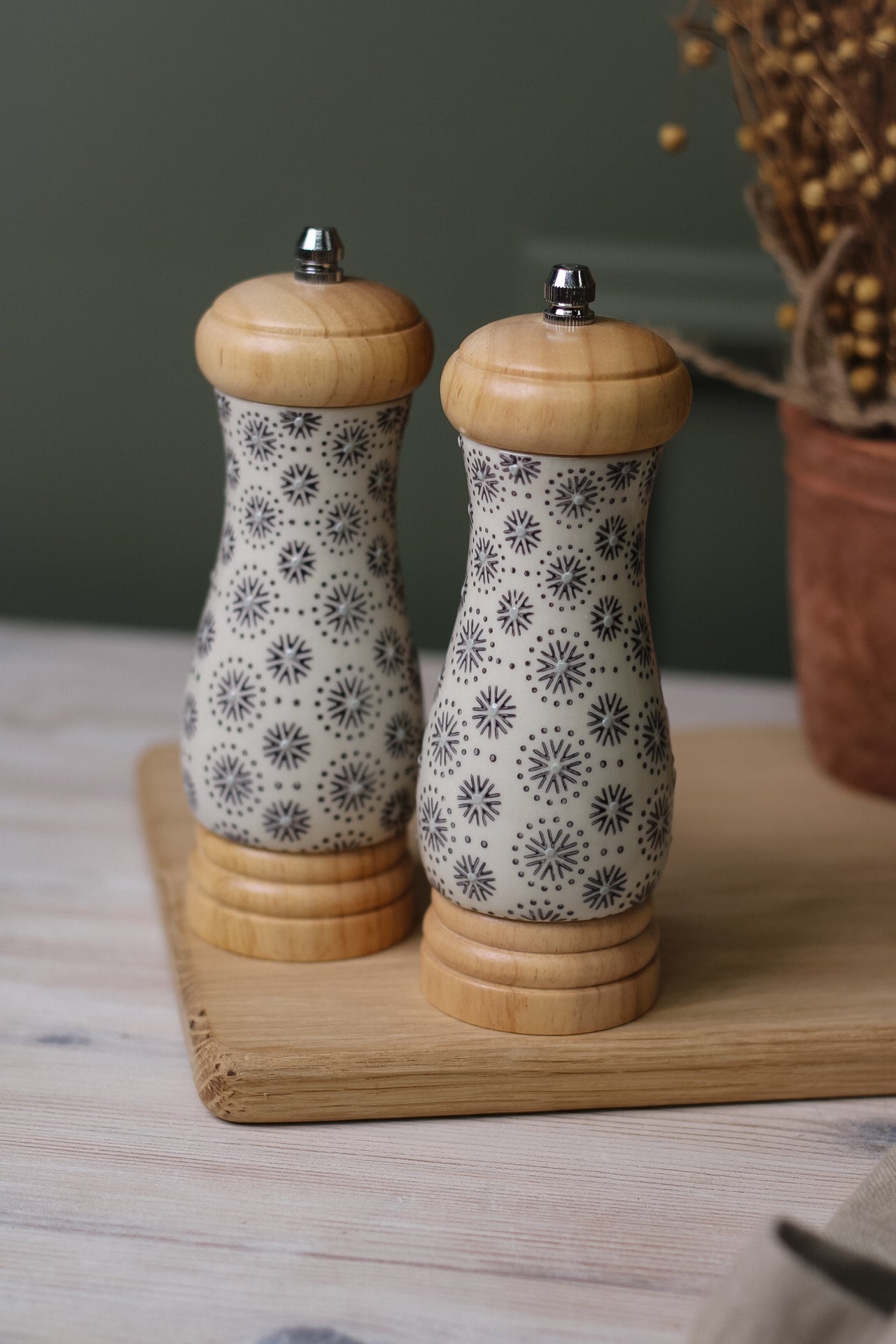 Elsa patterned Salt & Pepper Mills
