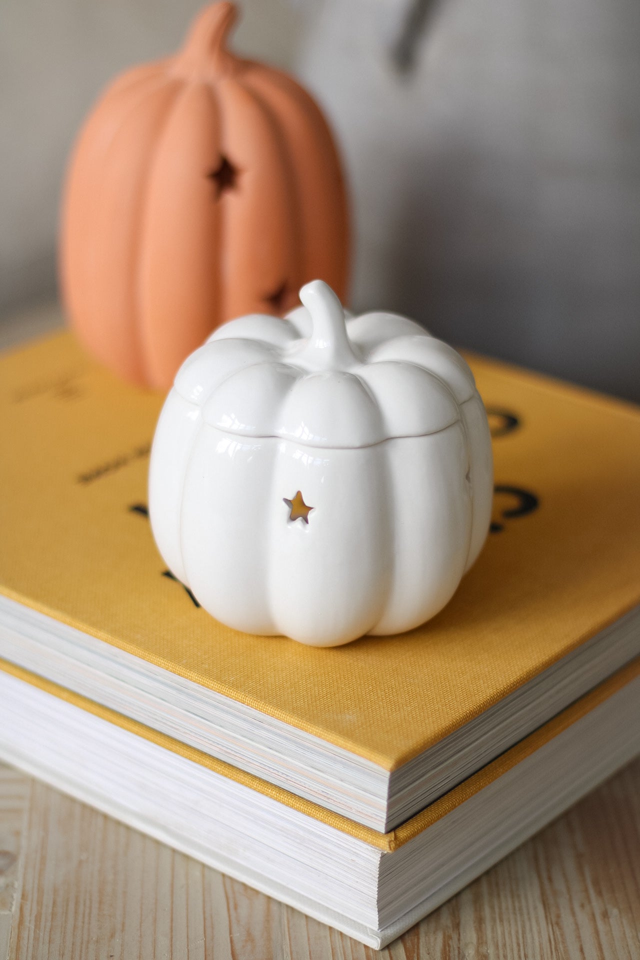 White Ceramic Autumn Star Pumpkin Wax Burner
