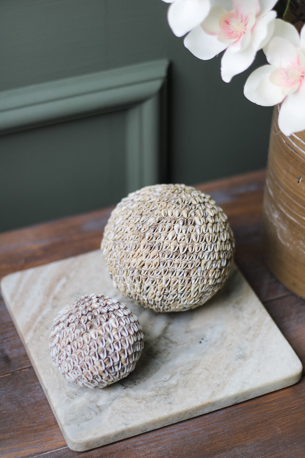 Natural Shell Ball Decorative Sculpture