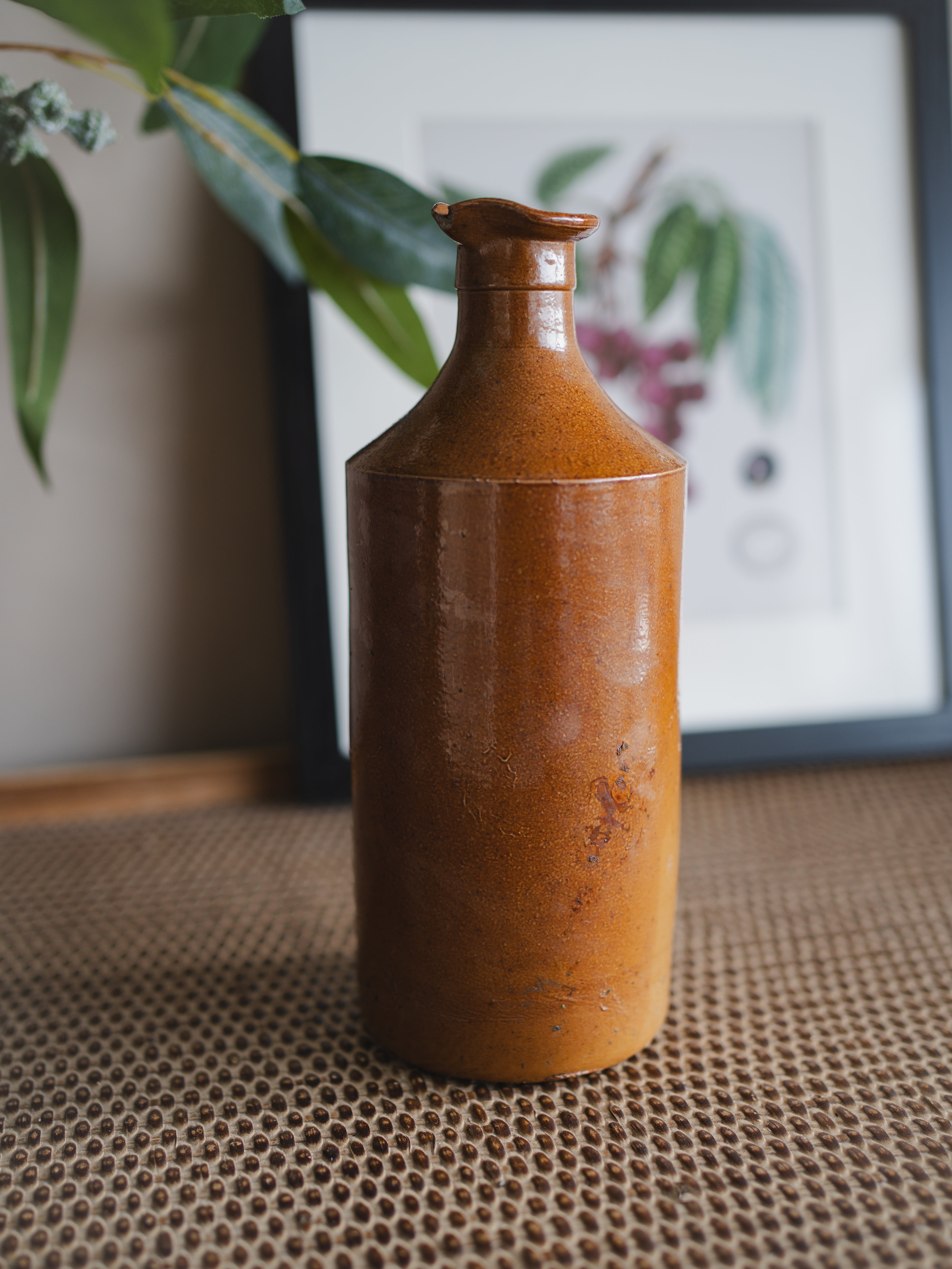 Tall Vintage Brown Ink Pourer - Style 3