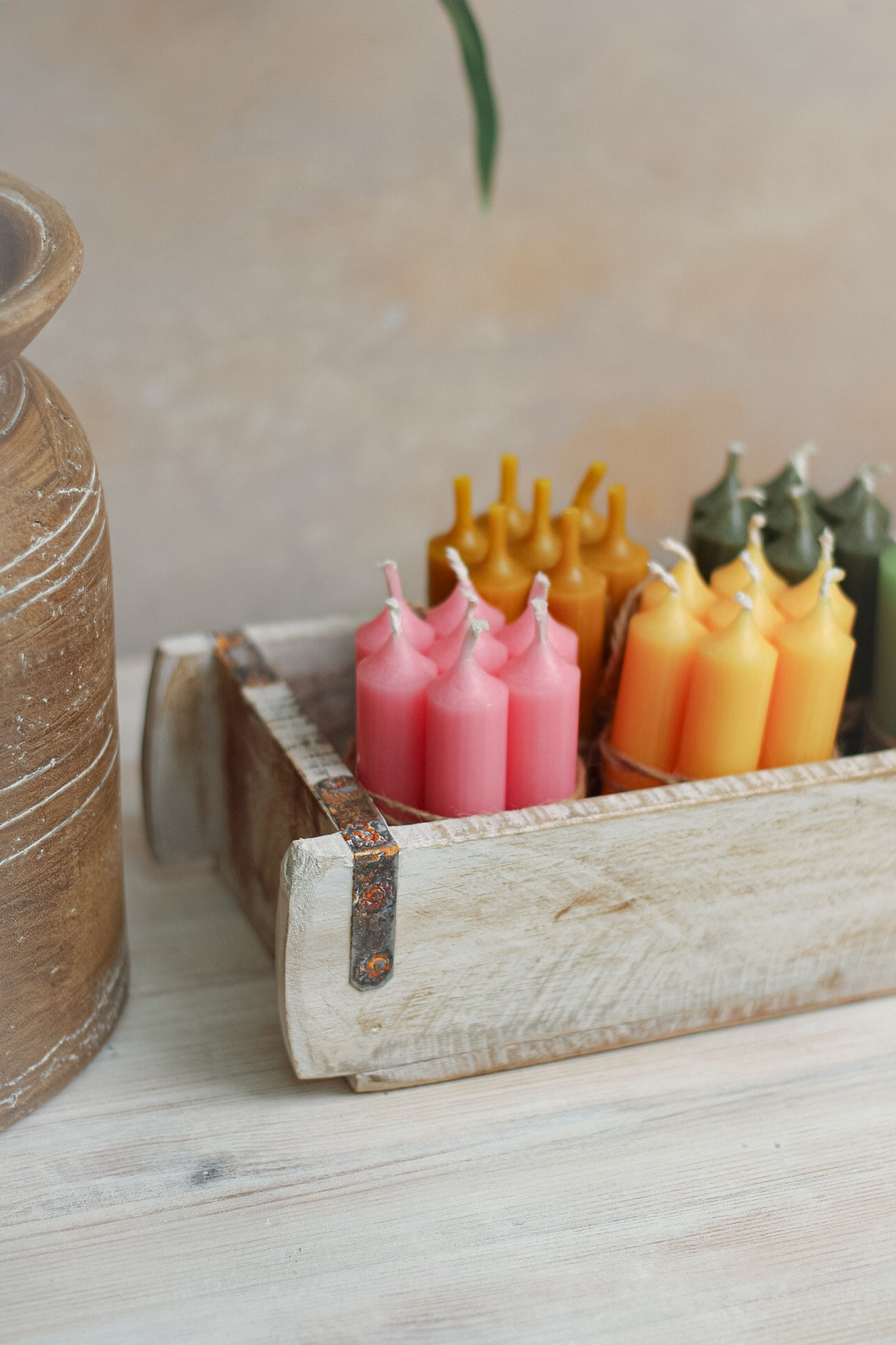 Whitewashed Antique Brick Mould