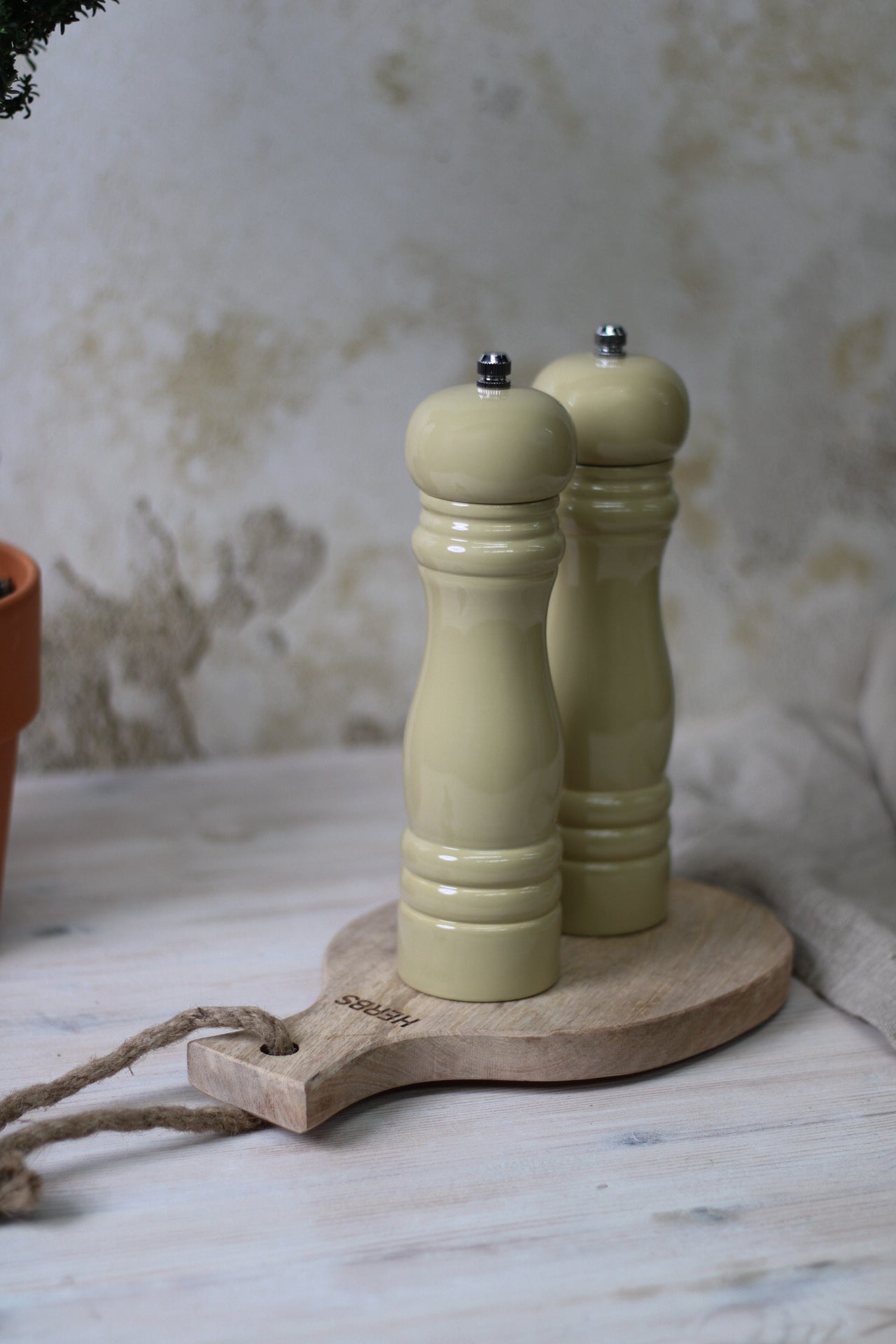 Wheat Straw Salt & Pepper Mills