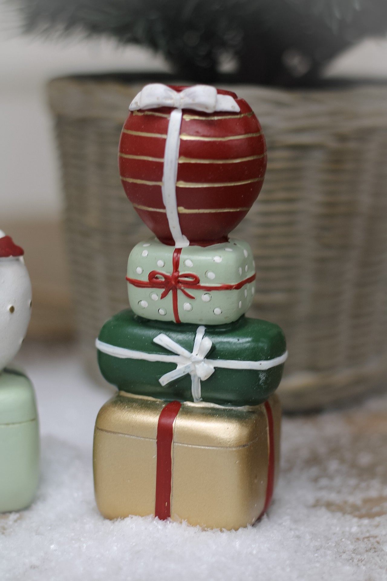 Christmas Gift Dinner Candle Holder