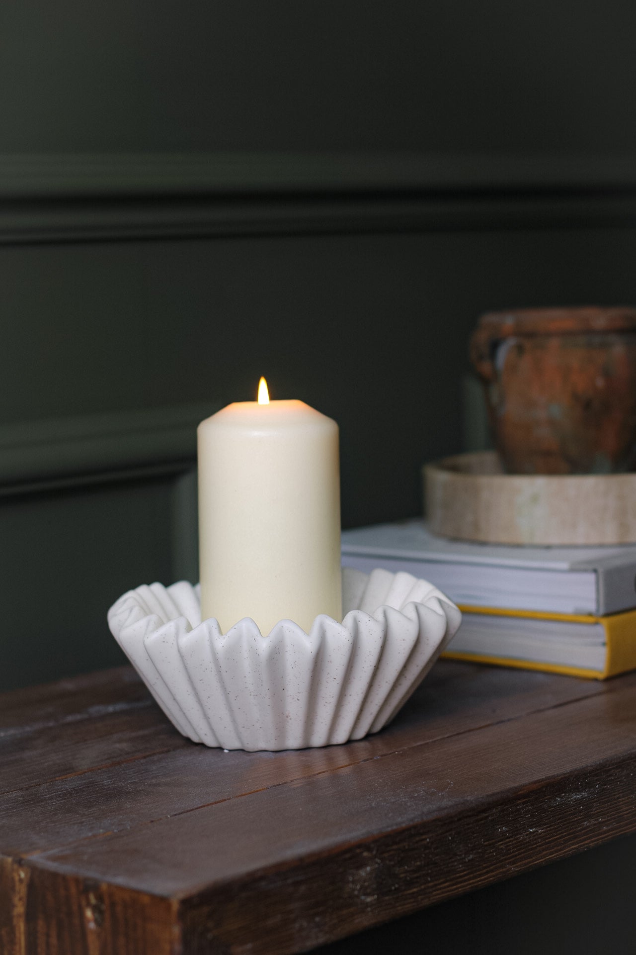 Speckled White Small Ruffle Bowl