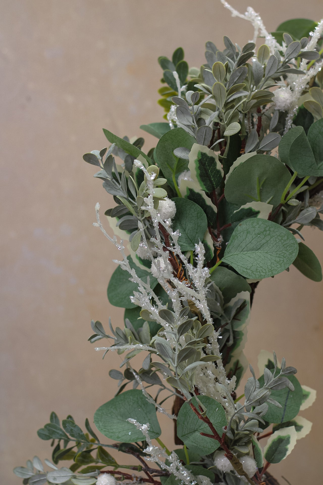 Sparkle White Berry and Green Foliage Wreath