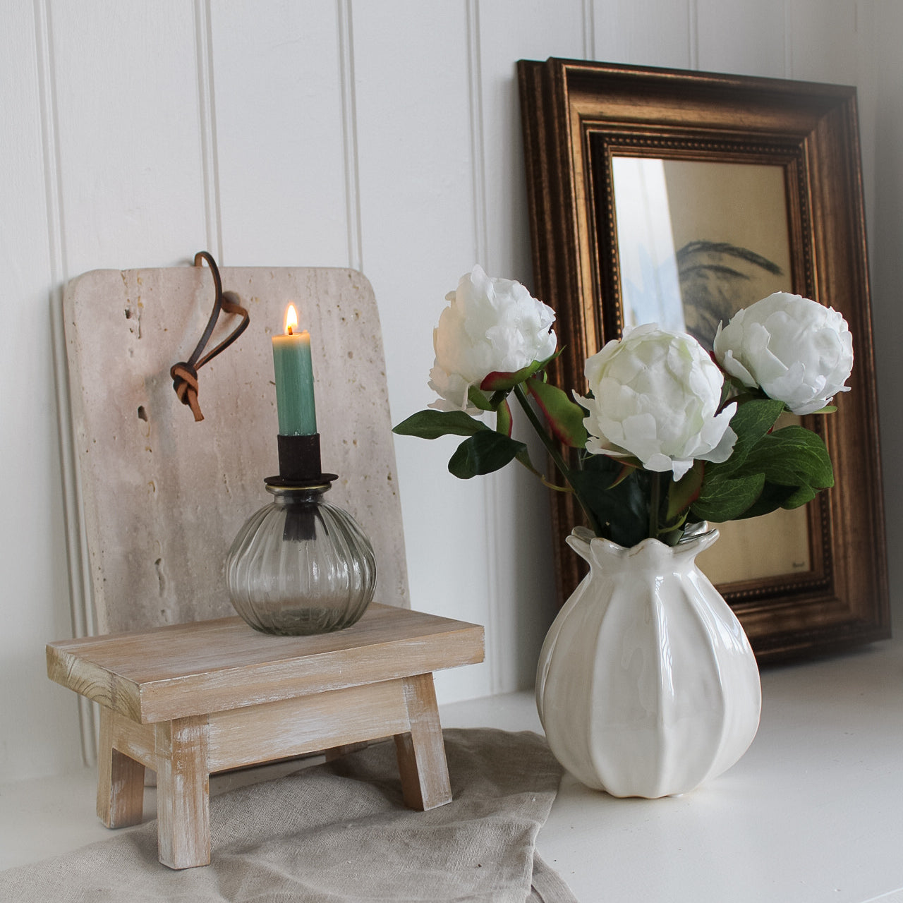 White rustic bench deals