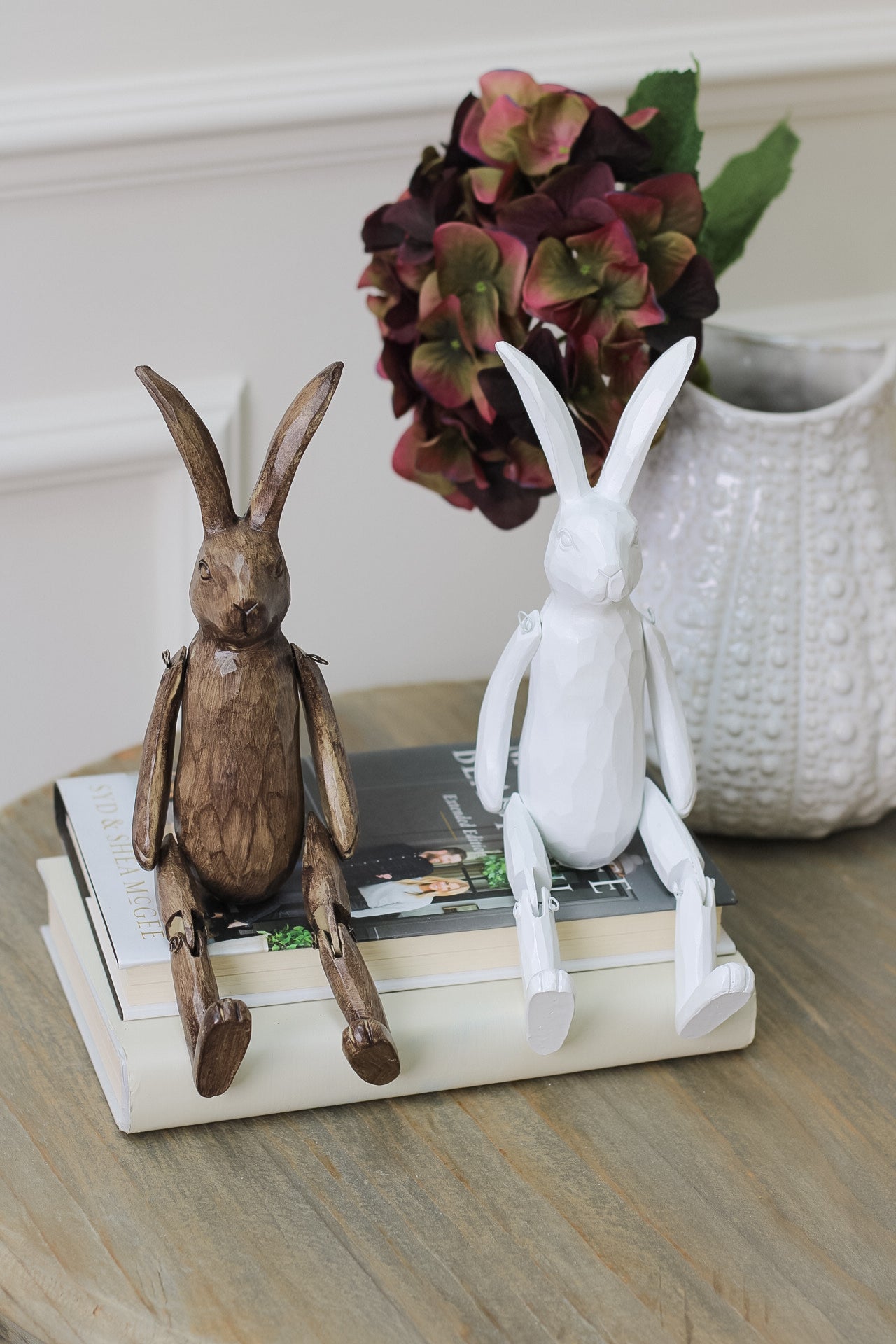 Wooden Seated Rabbit Ornament