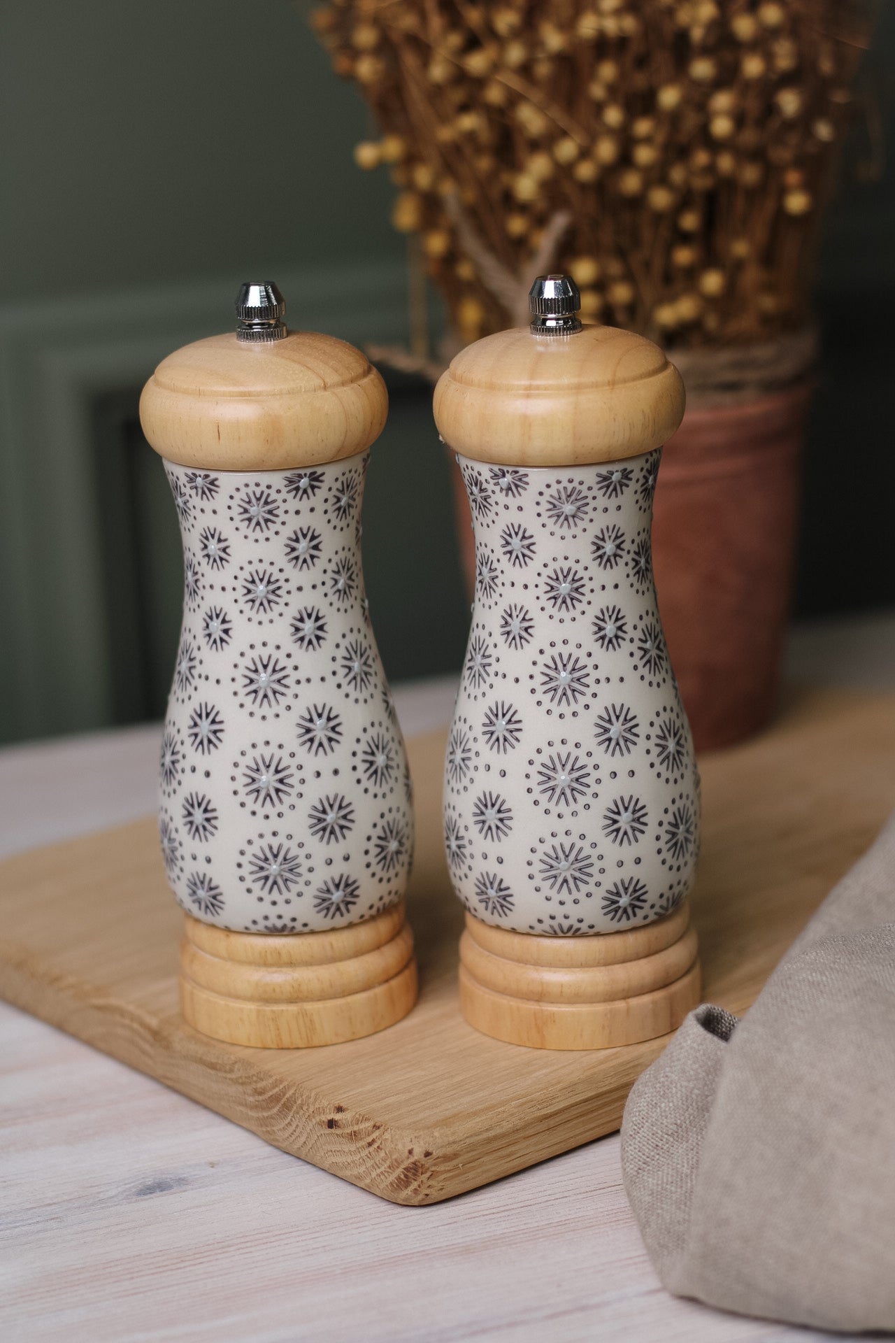 Elsa patterned Salt & Pepper Mills