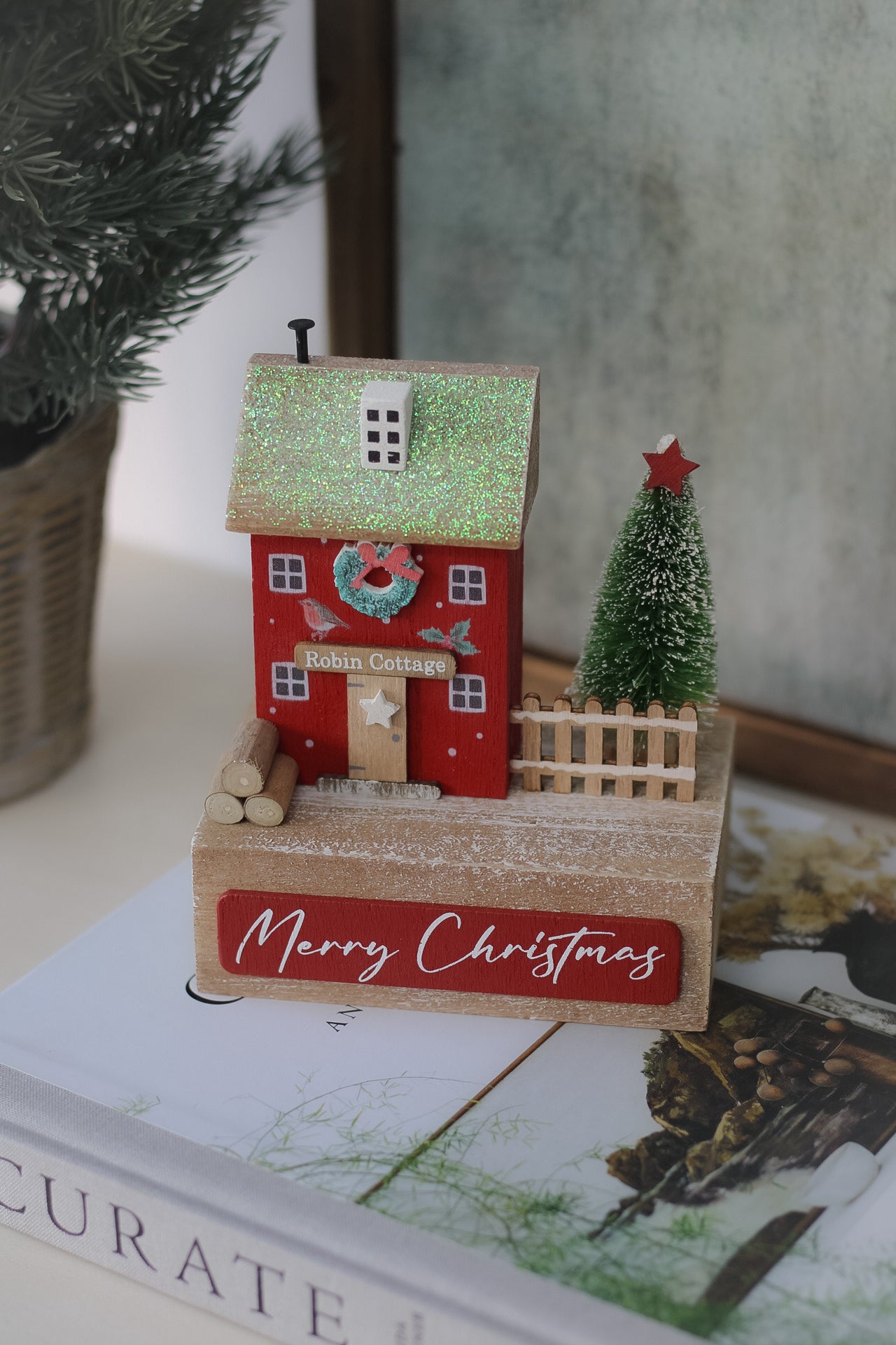 Robin Cottage Festive House Block