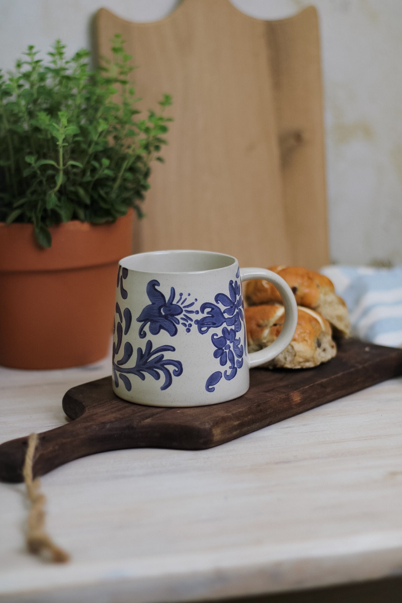 Petunia Stoneware Mug