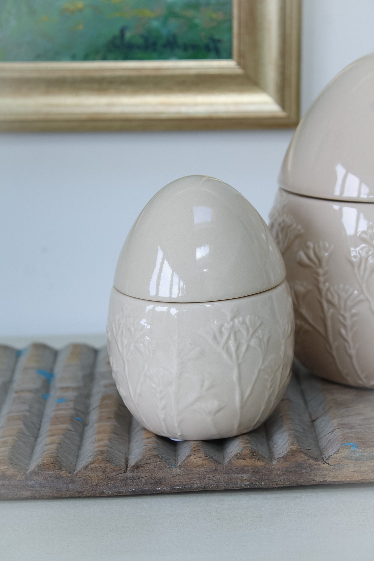 Blush Embossed Wild Flower Ceramic Egg Jar