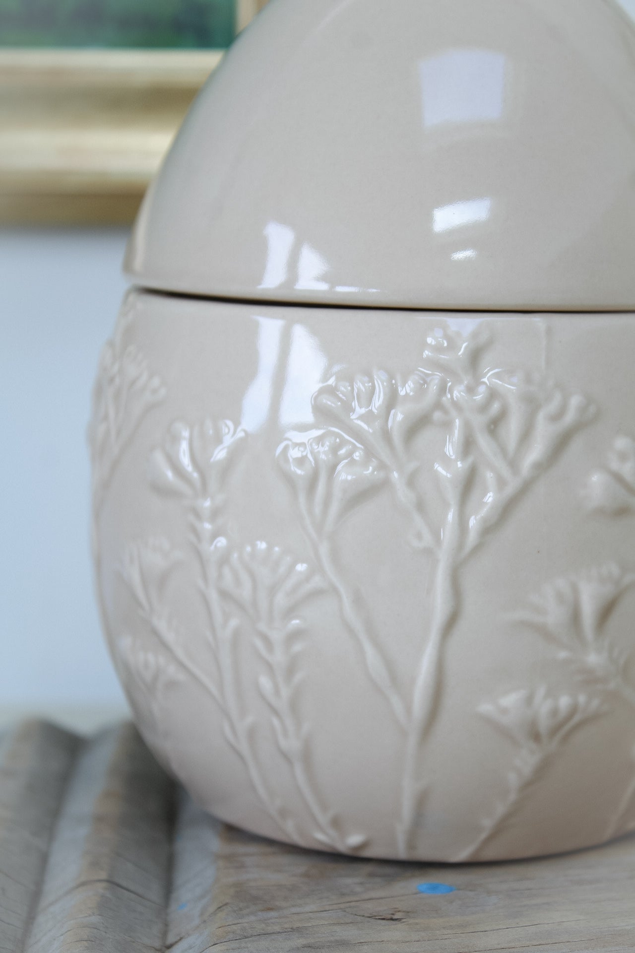 Blush Embossed Wild Flower Ceramic Egg Jar