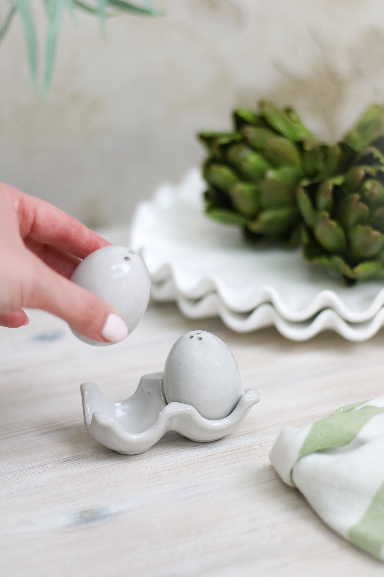Egg Box Salt & Pepper Set