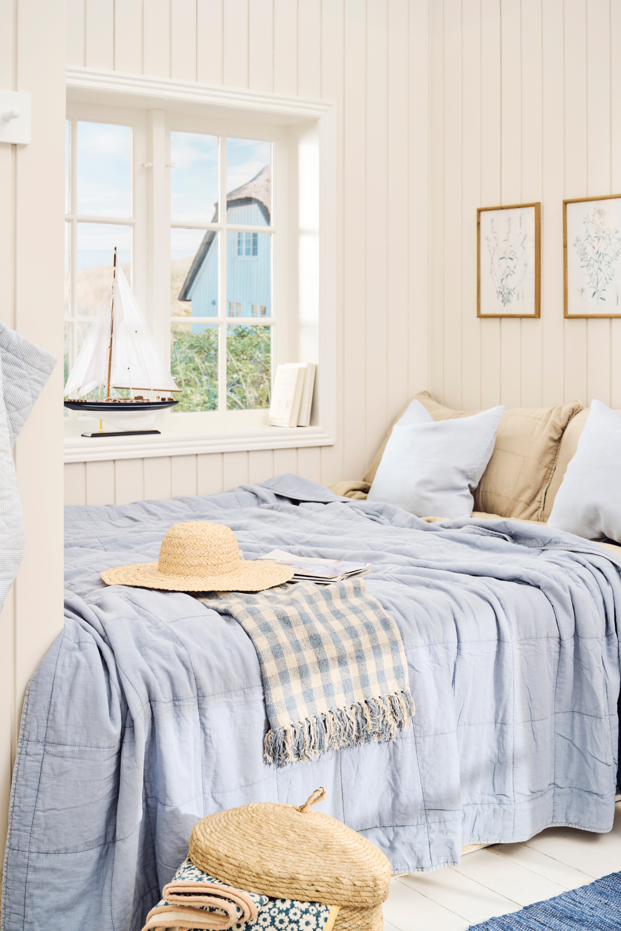 Cornflour Blue and Beige Check Throw