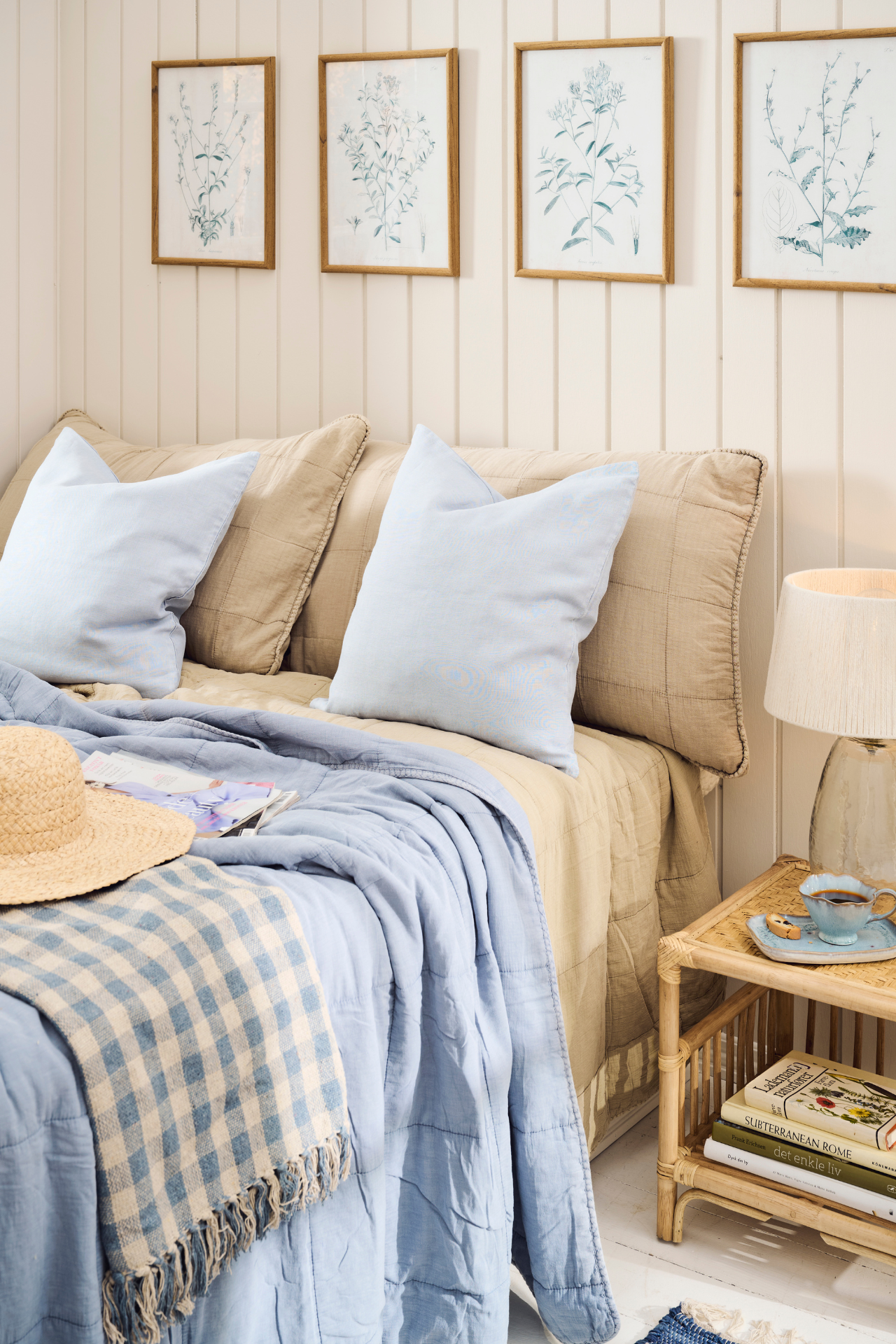 Cornflour Blue and Beige Check Throw