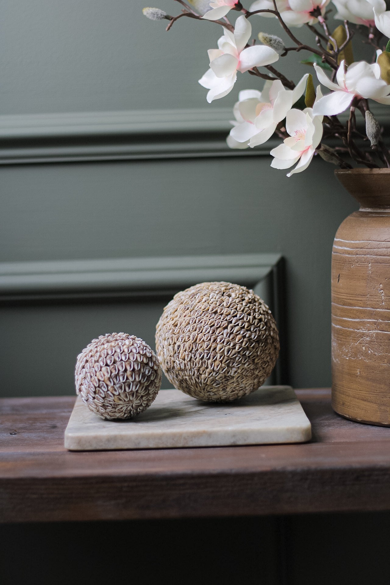 Natural Shell Ball Decorative Sculpture