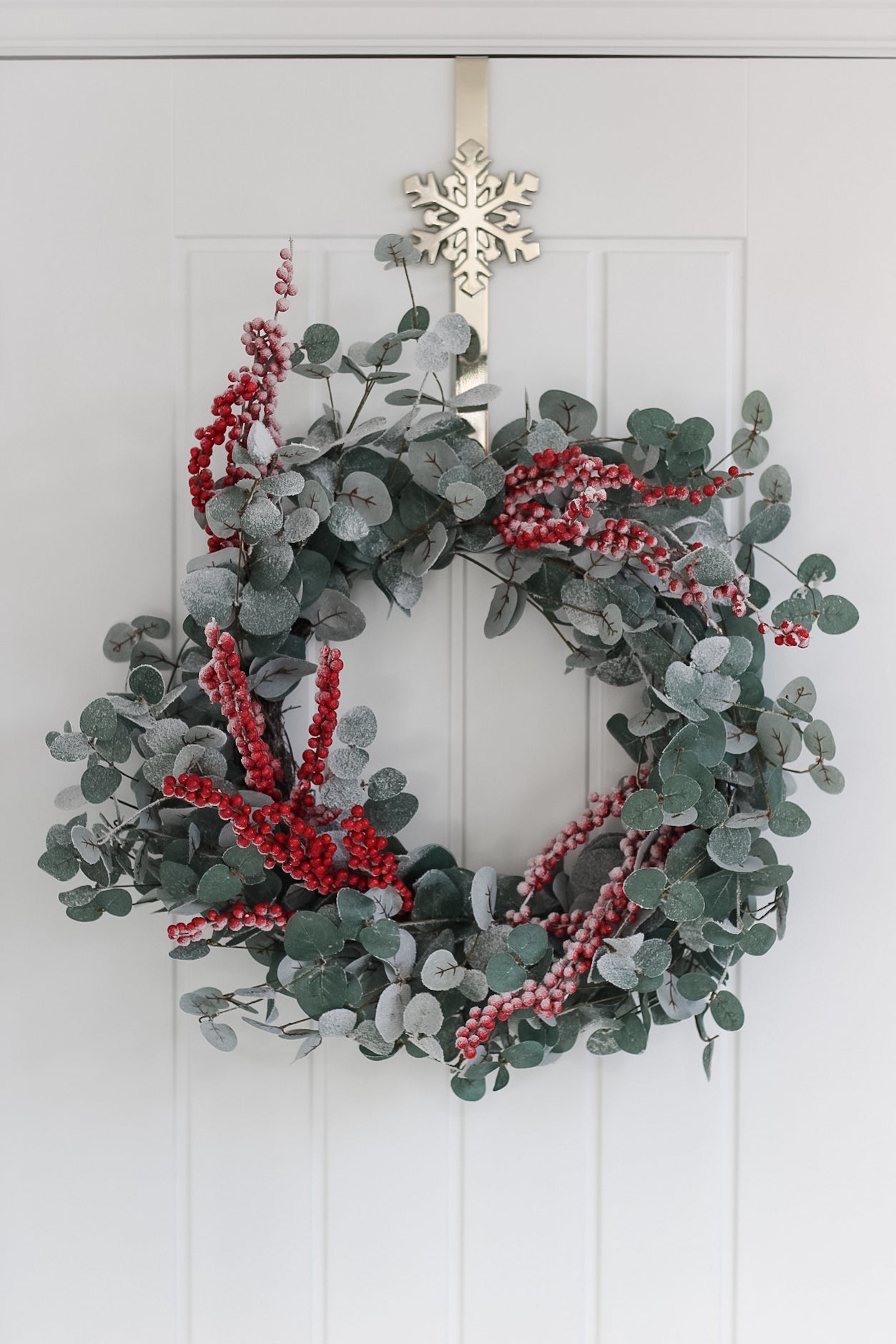 Faux Snow Dusted Christmas Foliage and Red Berry Wreath 001