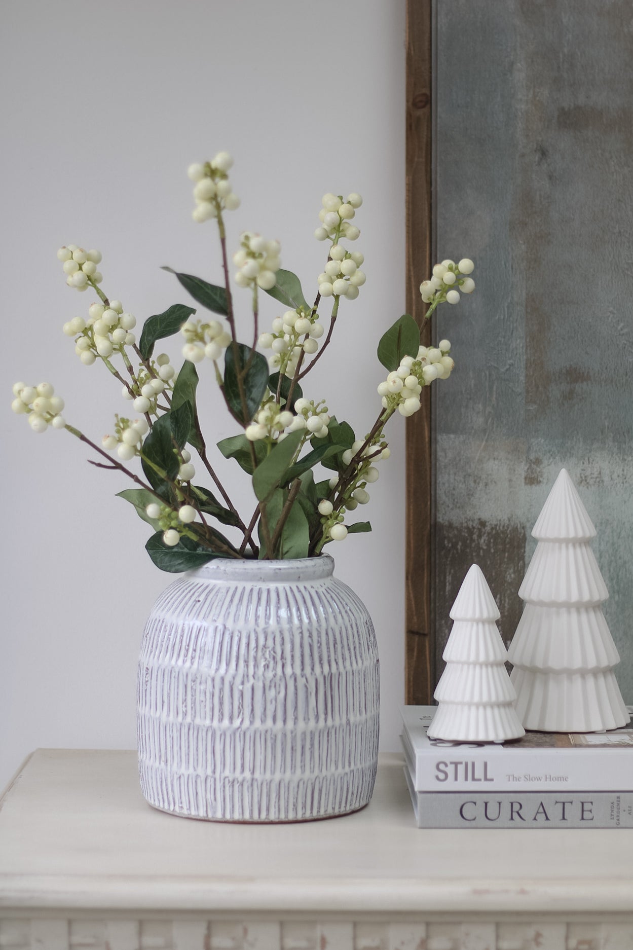 Faux White Snowberry Spray 001