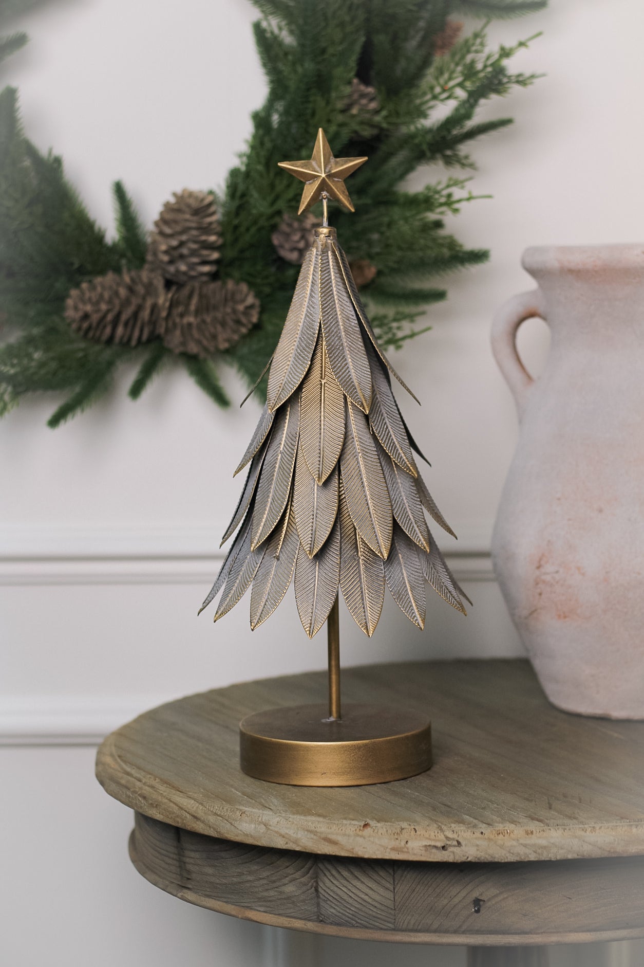 Luxury Gold Metal Leaf Christmas Tree