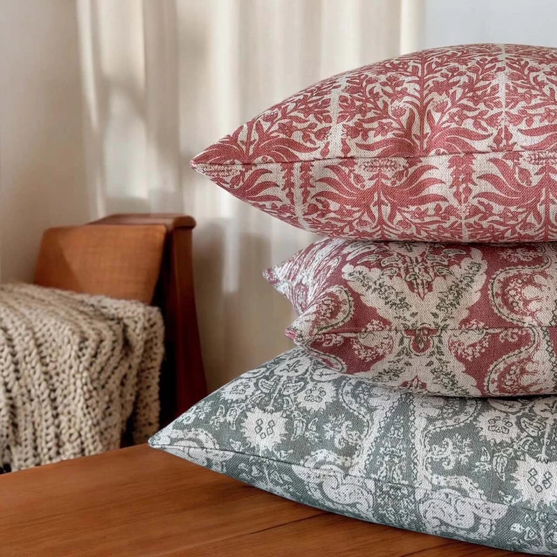 Martigues Rouge Linen Cushion