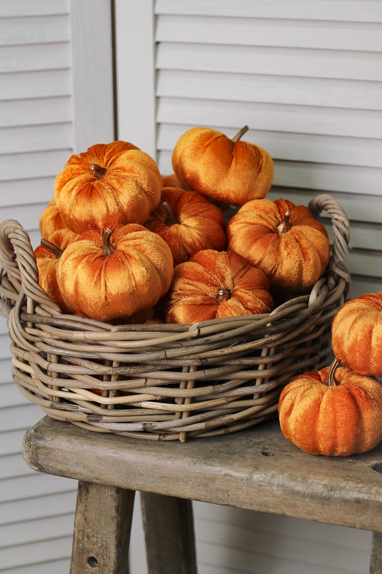 Mini Rust Orange Pumpkin