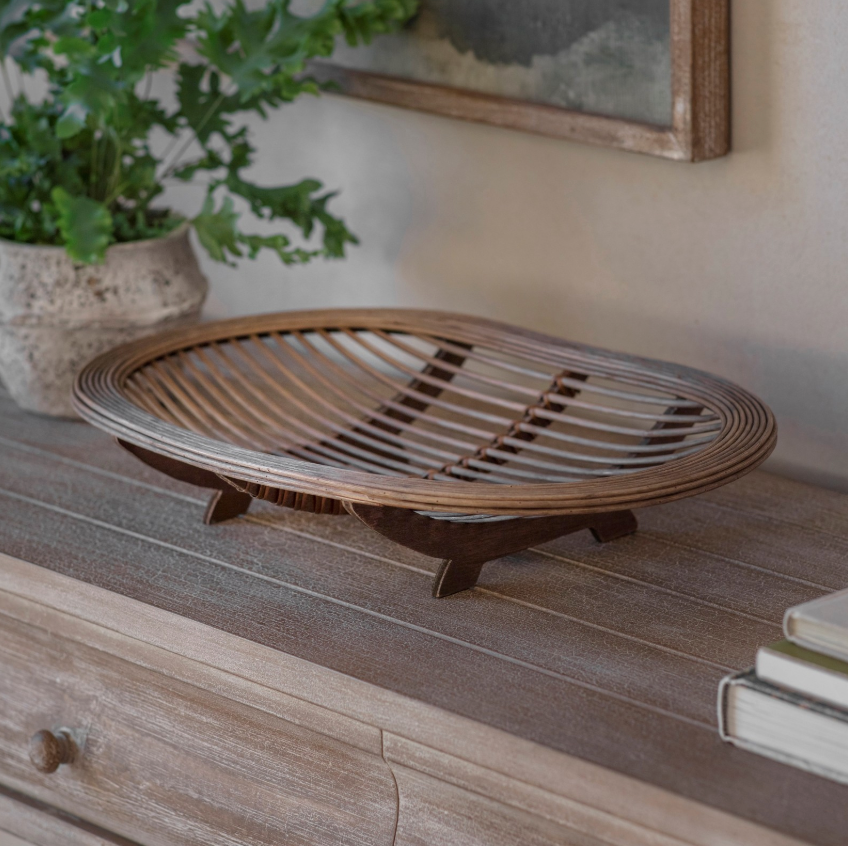Raised woven cane rounded tray