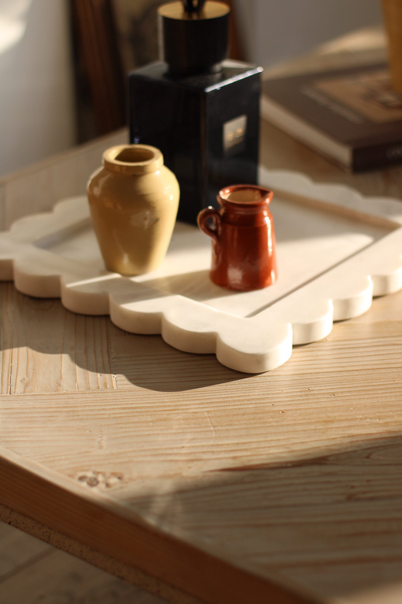 Scallop Edge Marble Square Tray
