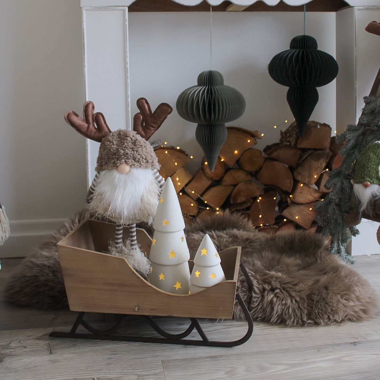 Traditional Wooden Sleigh Decoration