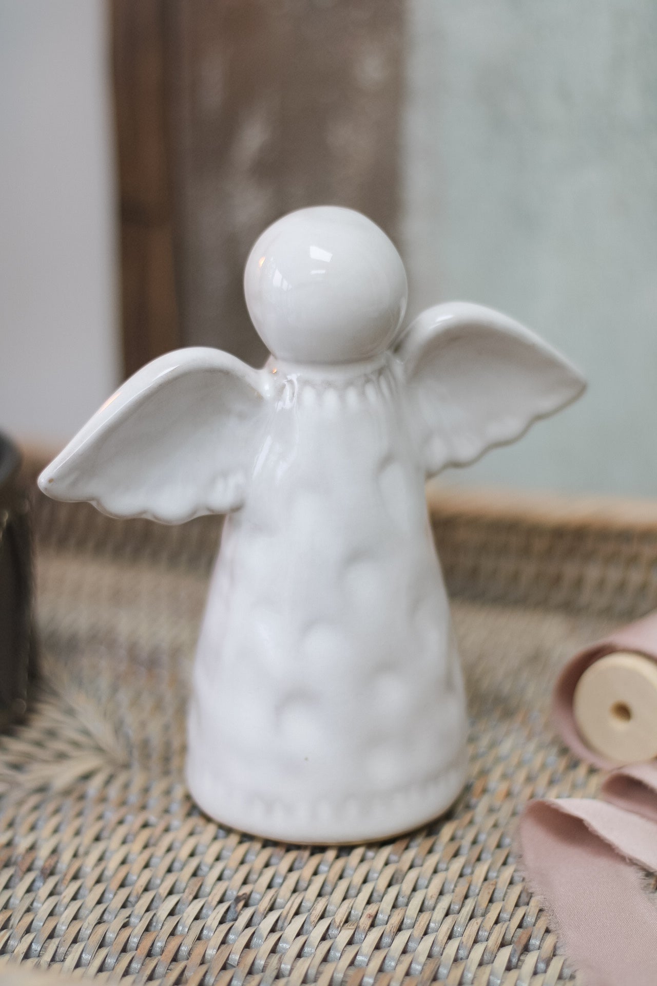 White Ceramic Angel Decoration 004
