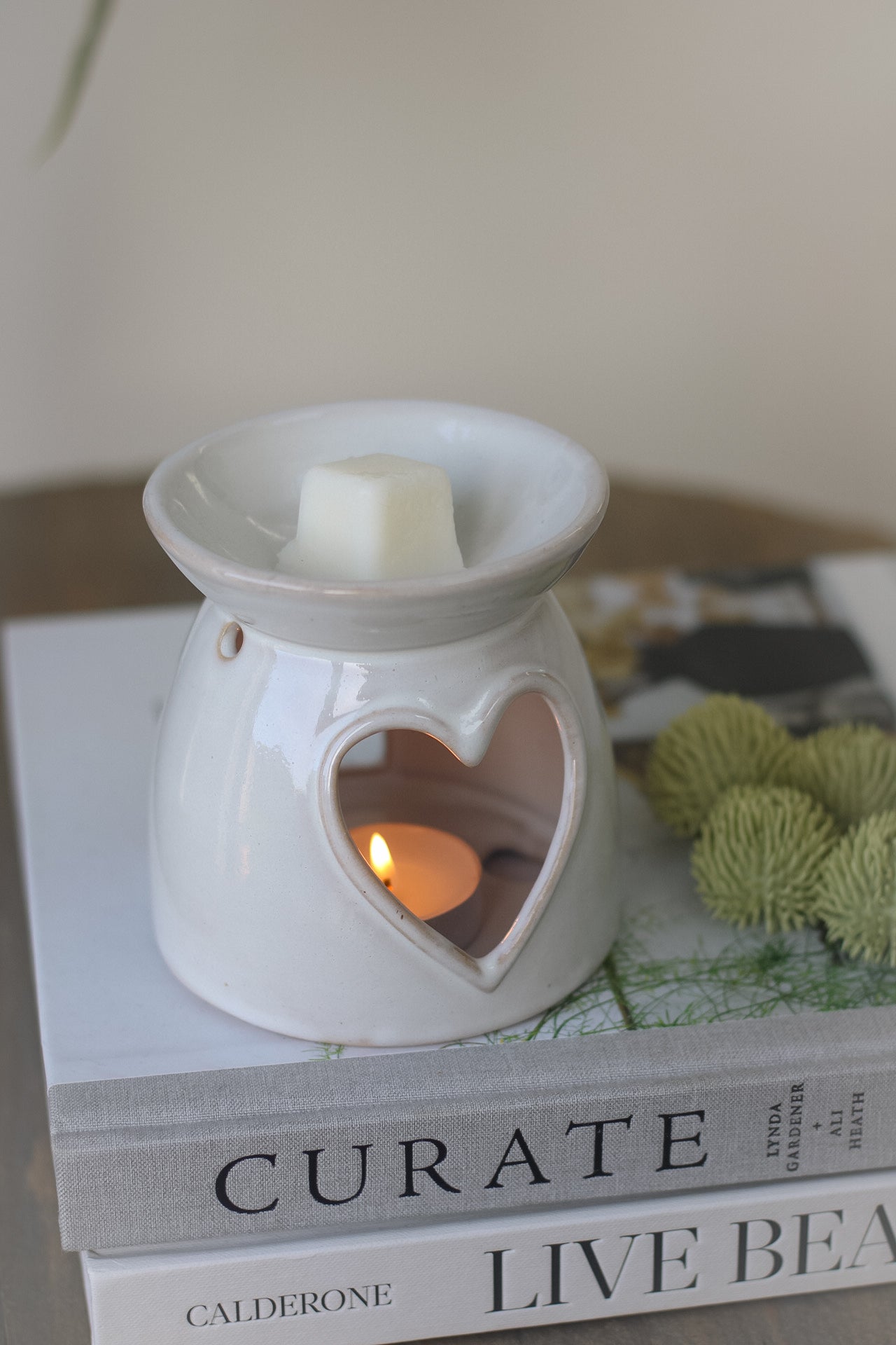 White Ceramic Heart Cut Out Wax Burner
