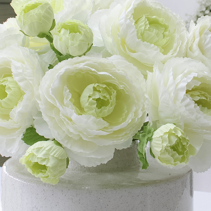 White Ranunculus Spray