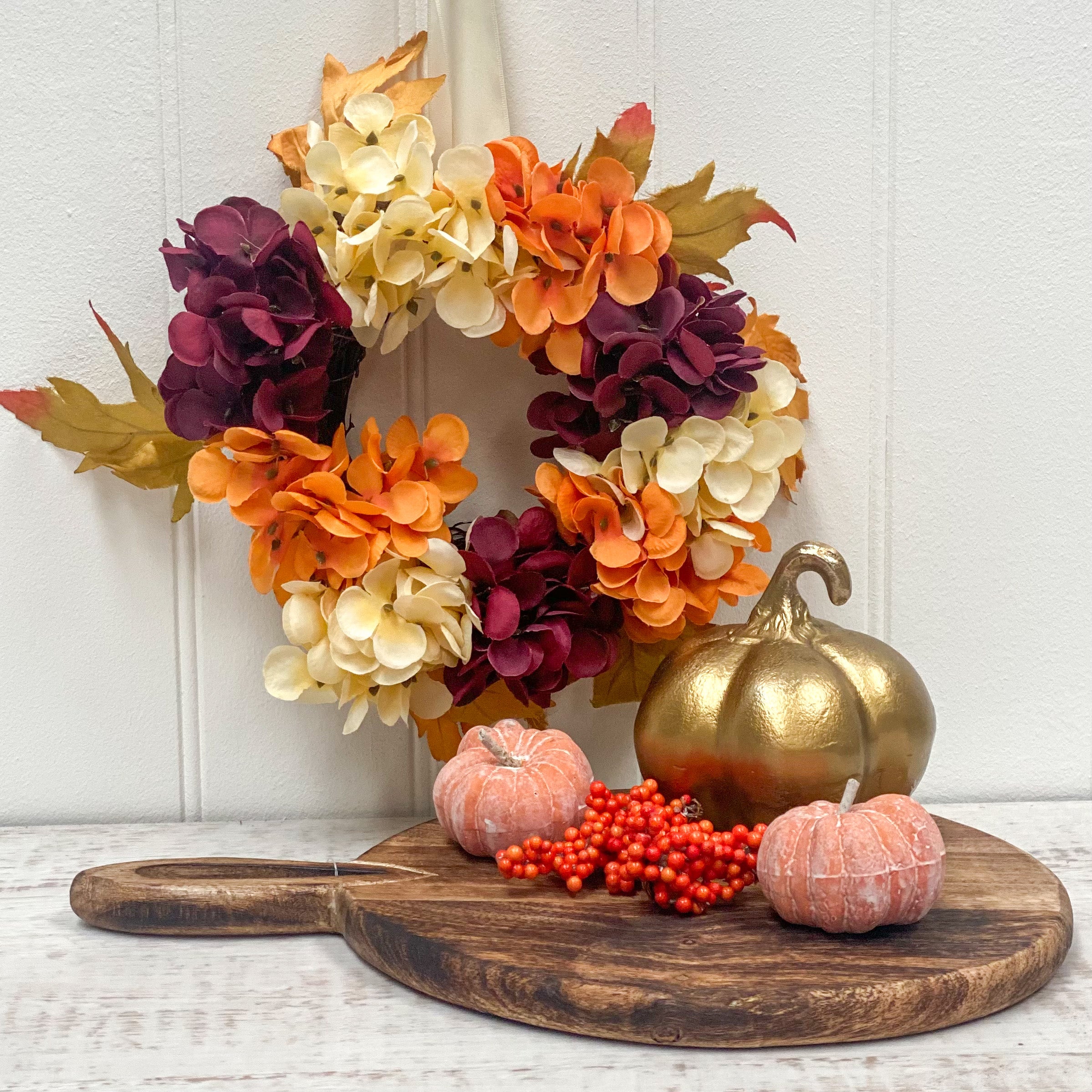 Autumn leaves & pumpkins please