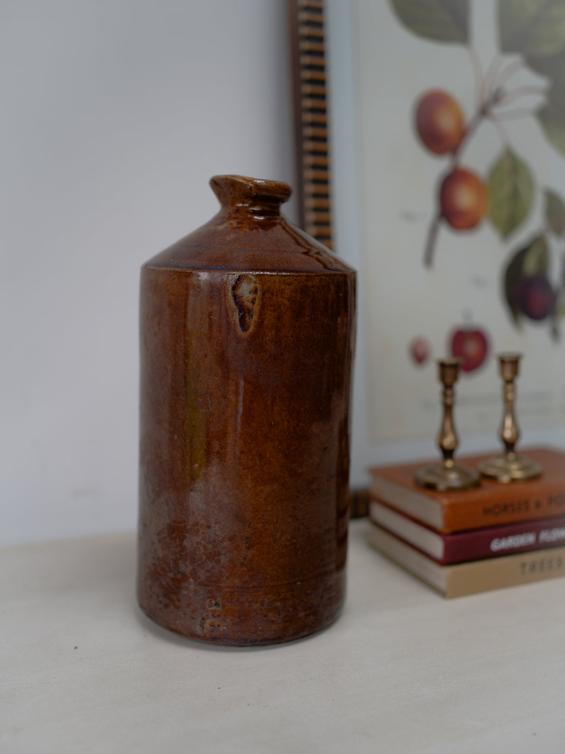 Tall Vintage Brown Ink Pourer - Style 1