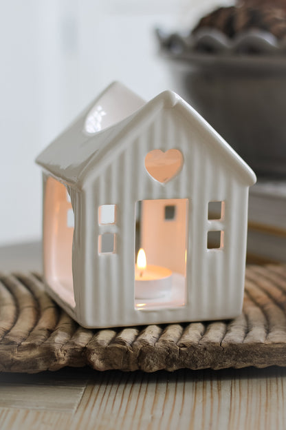 White Ceramic Heart House Wax Burner