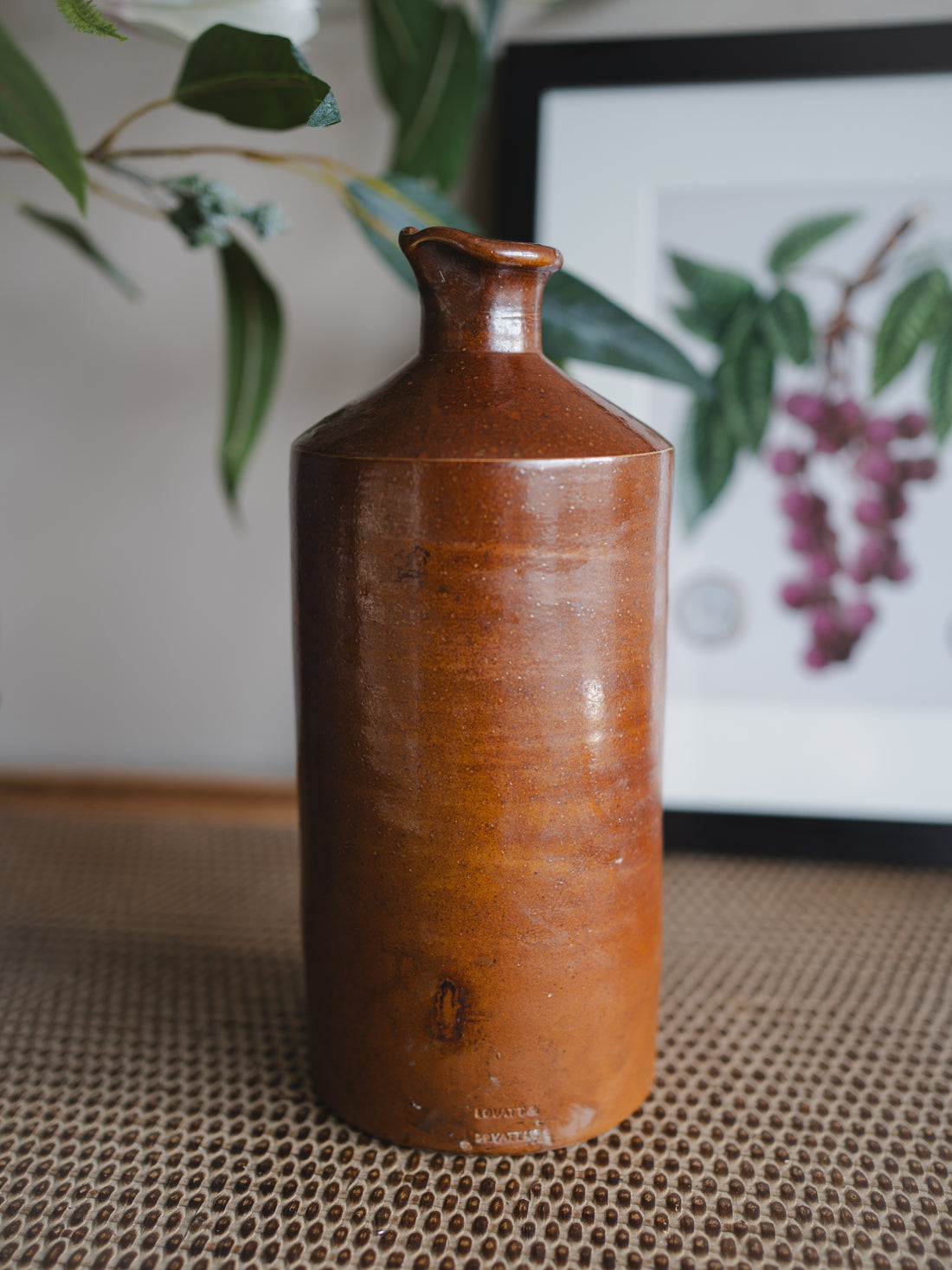 Tall Vintage Brown Ink Pourer - Style 4