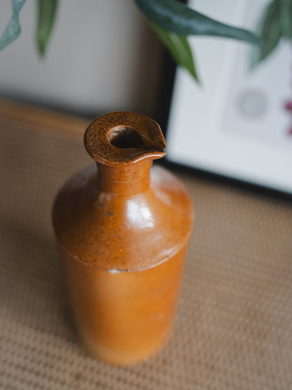 Tall Vintage Brown Ink Pourer - Style 3