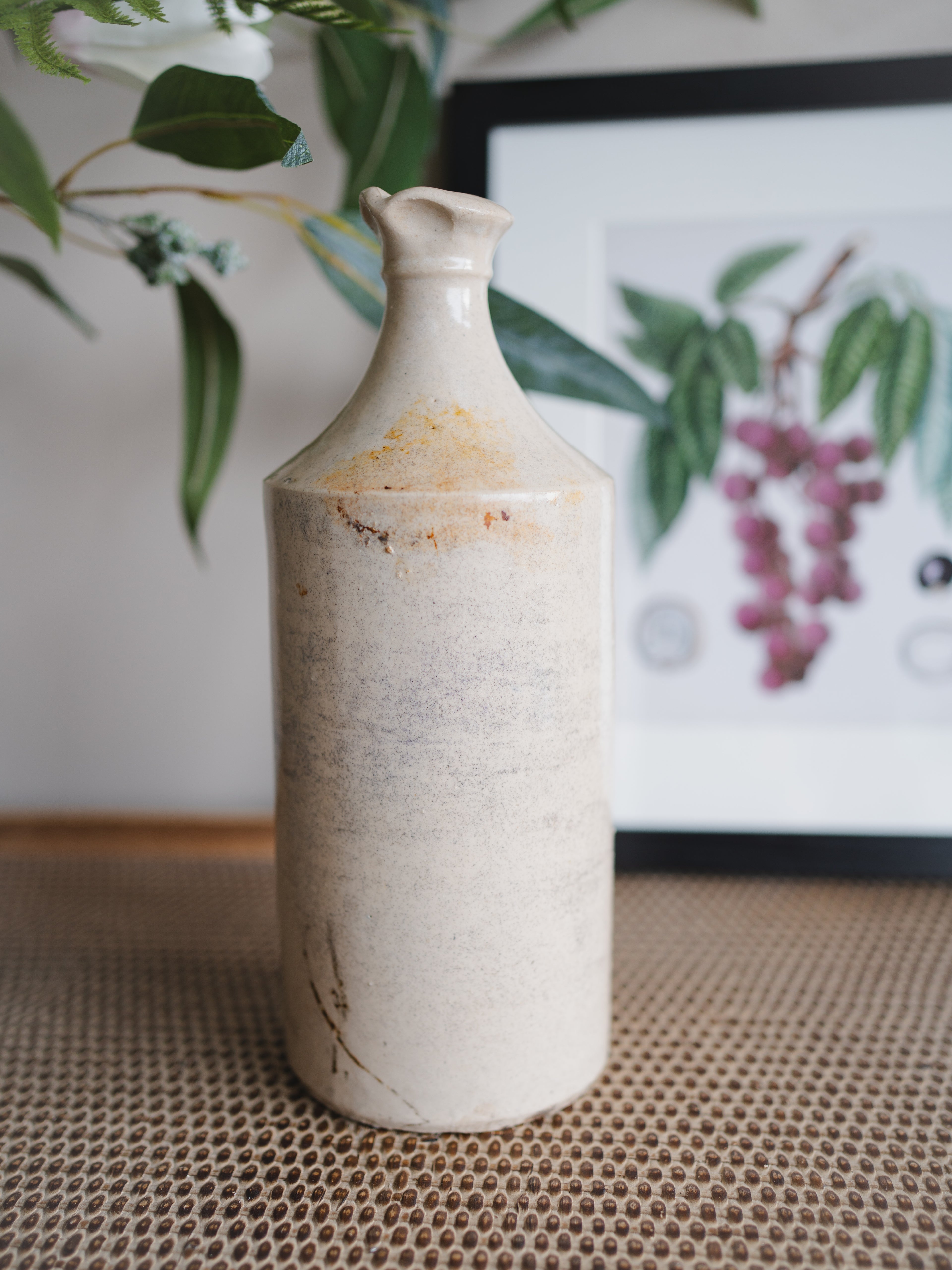 Vintage Tall Cream Ink Pourer Bottle - Style 1