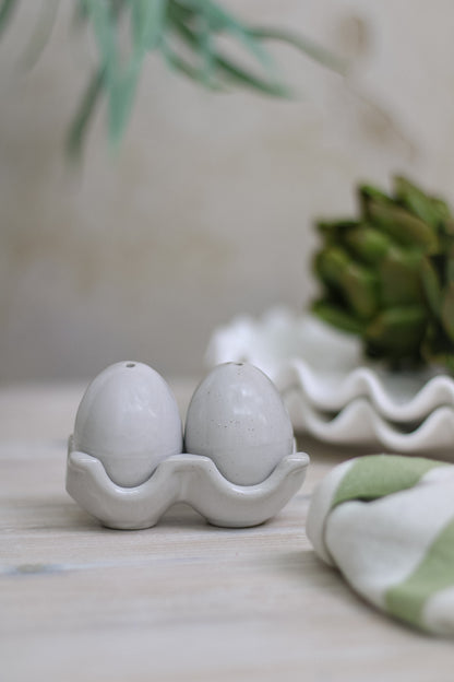 Egg Box Salt &amp; Pepper Set