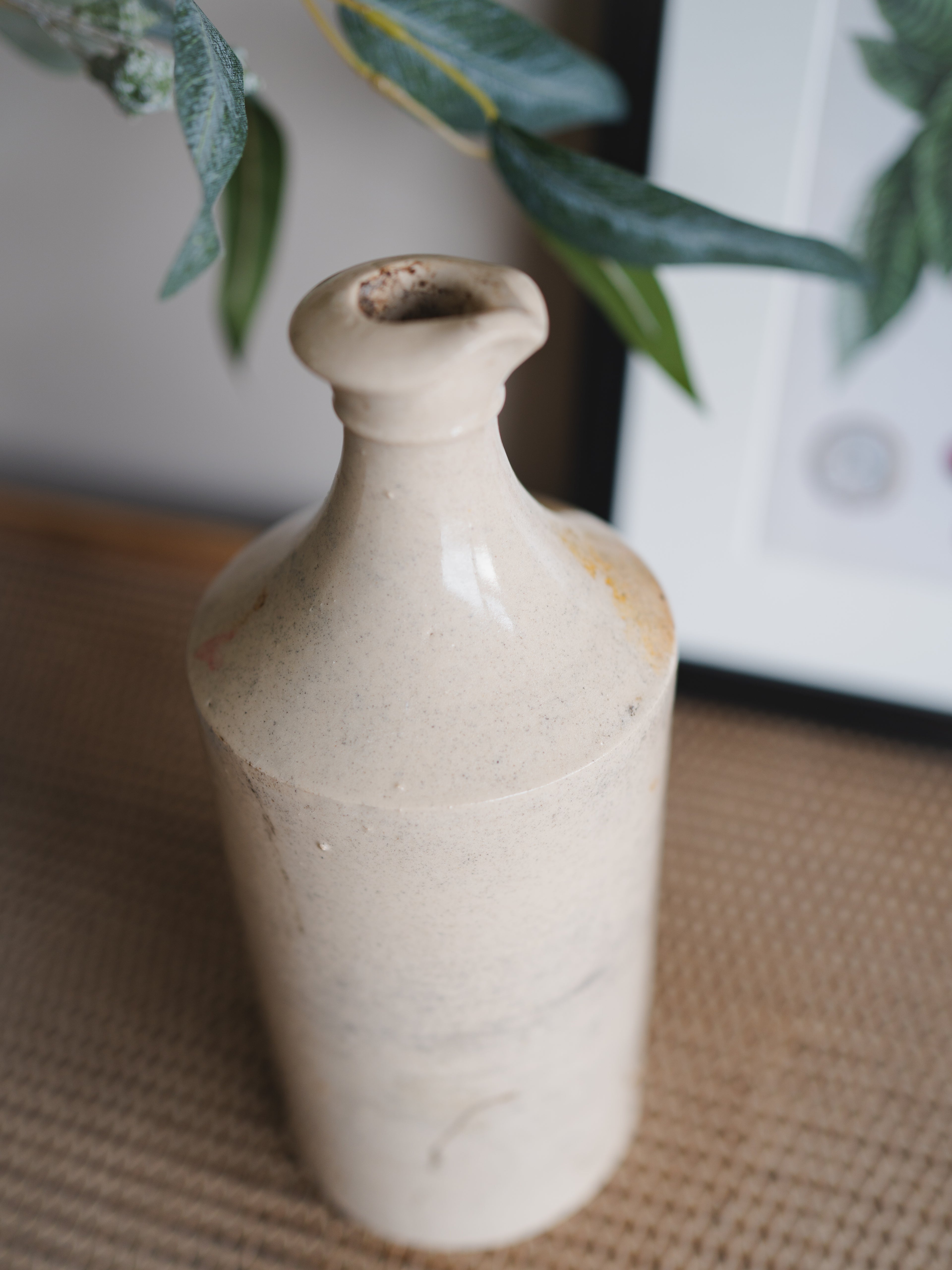 Vintage Tall Cream Ink Pourer Bottle - Style 1