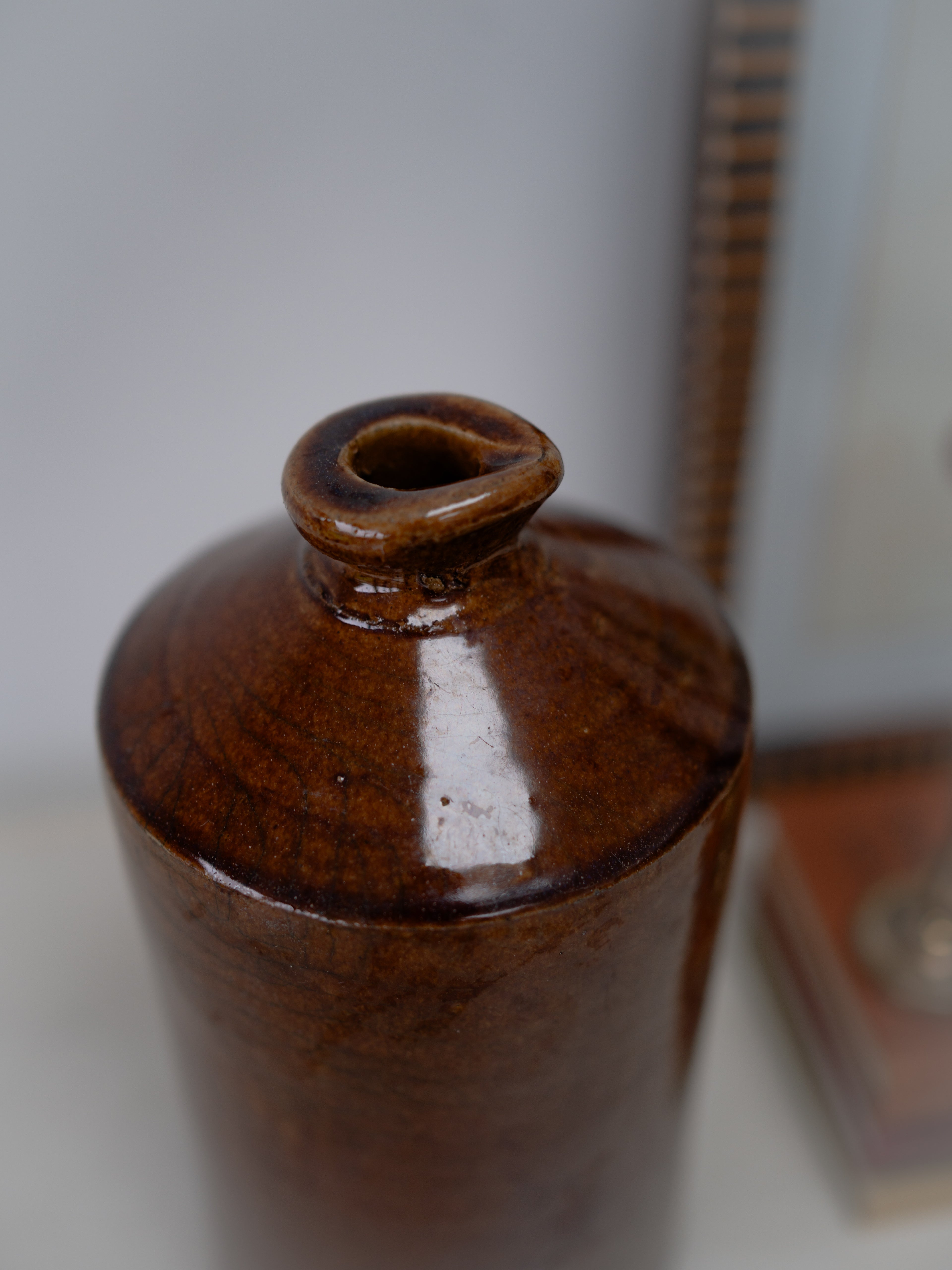Tall Vintage Brown Ink Pourer - Style 1