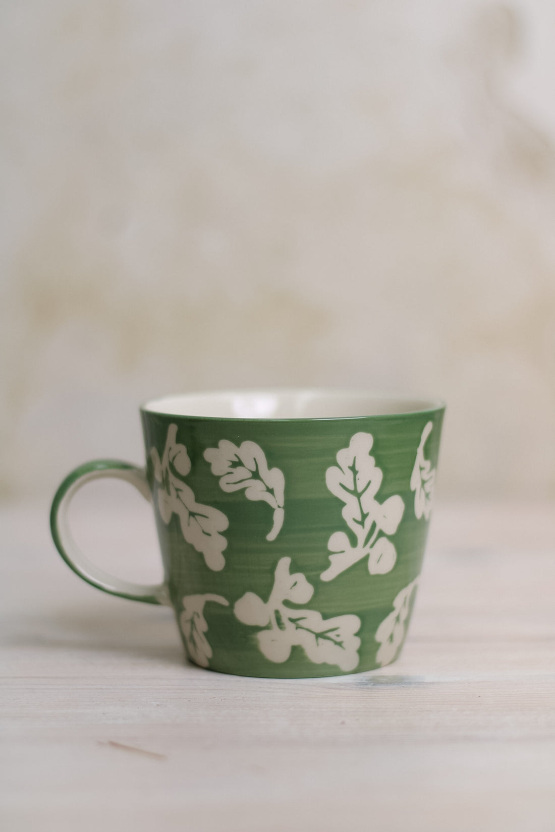Green Oak Leaves Stoneware Mug