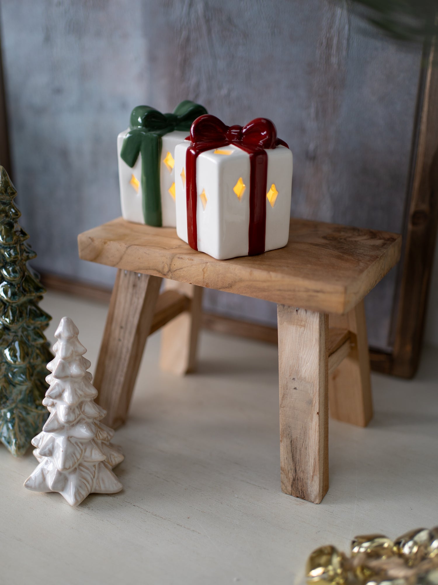 Decorative Teak Wood Styling Stool