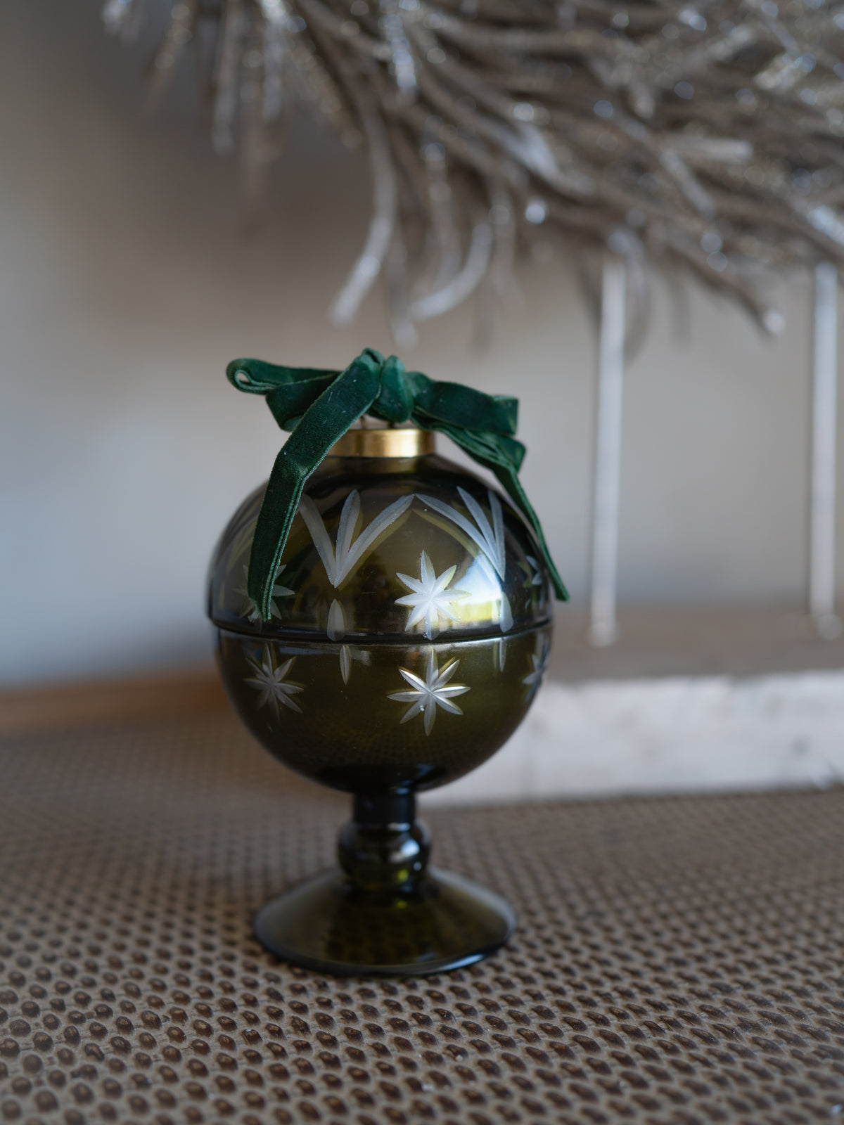 Cedar Balsam Bauble Candle