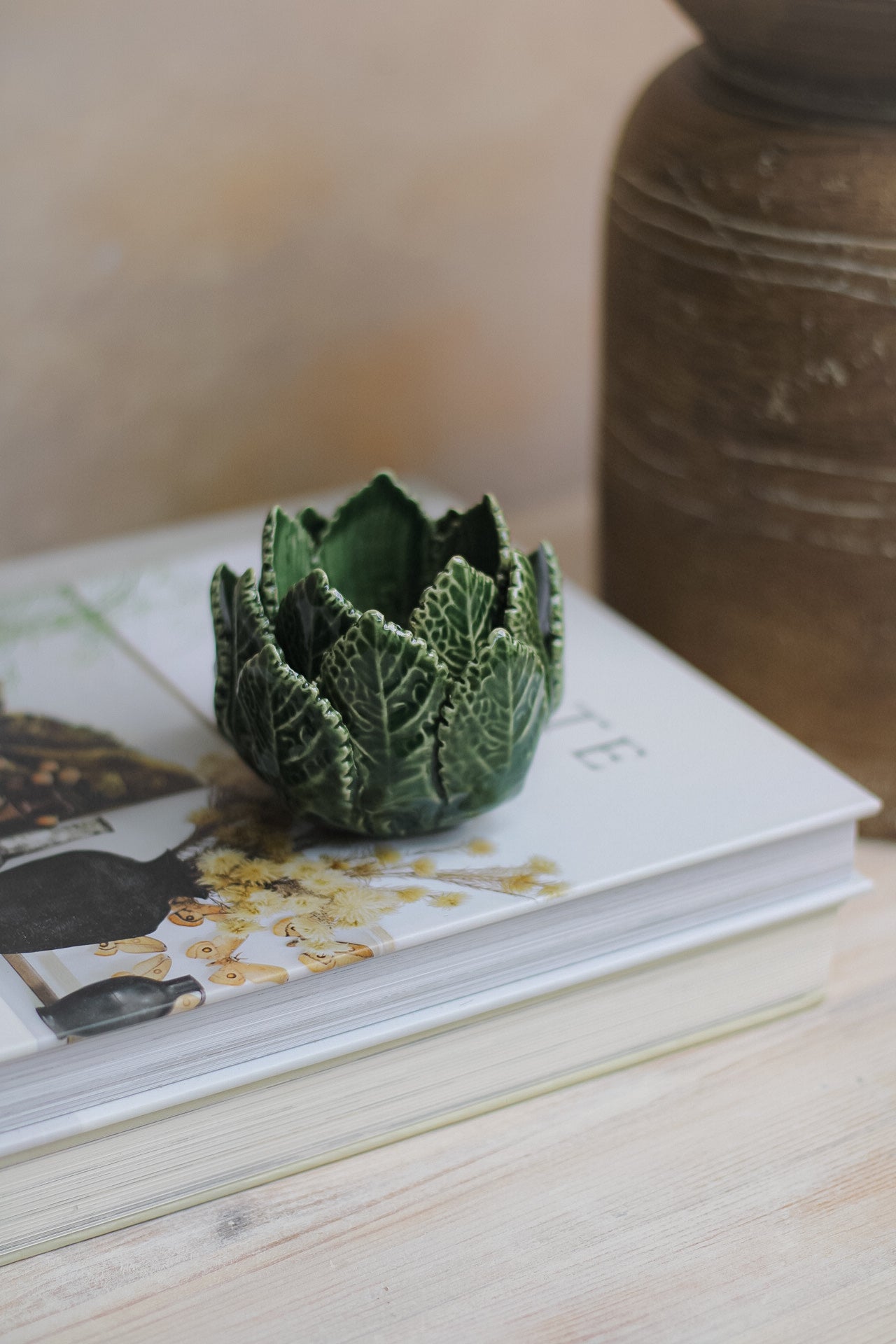 Ceramic Etched Green Leaves Candle Holder