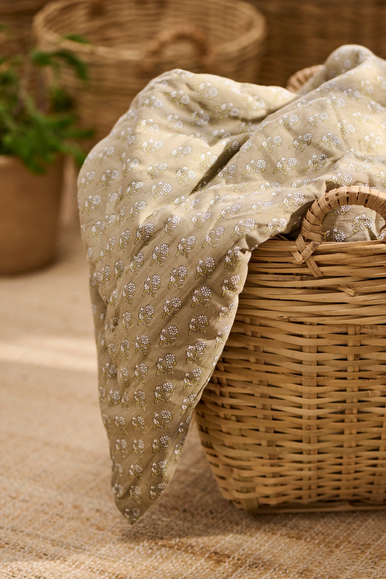 Delicate Floral Olive Green Quilted Cotton Blanket