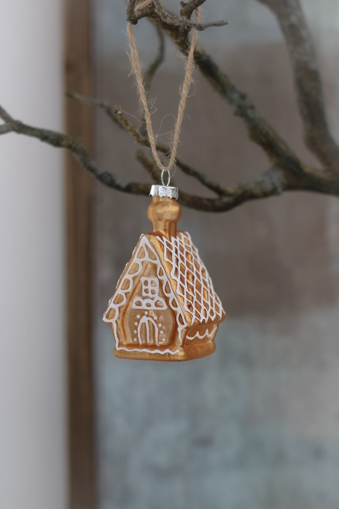 Gingerbread Cottage Christmas Tree Hanger Decoration 003