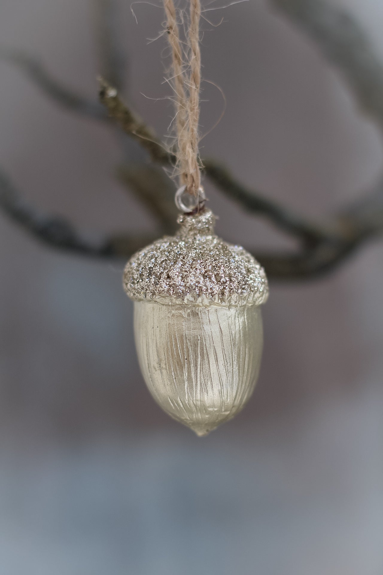 Golden Acorn Christmas Tree Bauble 002