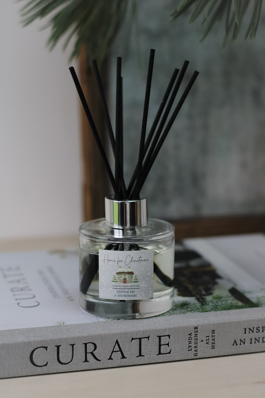 Home for Christmas Festive Fig and Snowberry Reed Diffuser