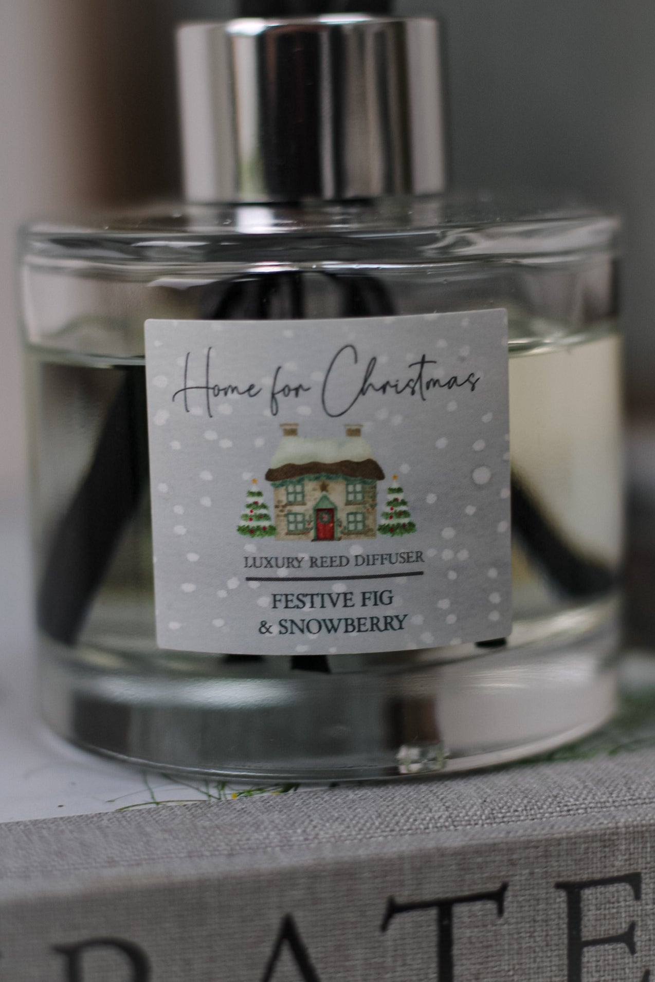 Home for Christmas Festive Fig and Snowberry Reed Diffuser
